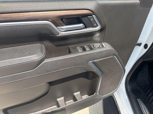 2025 Chevrolet Silverado 2500HD 4WD Crew Cab Long Bed LT