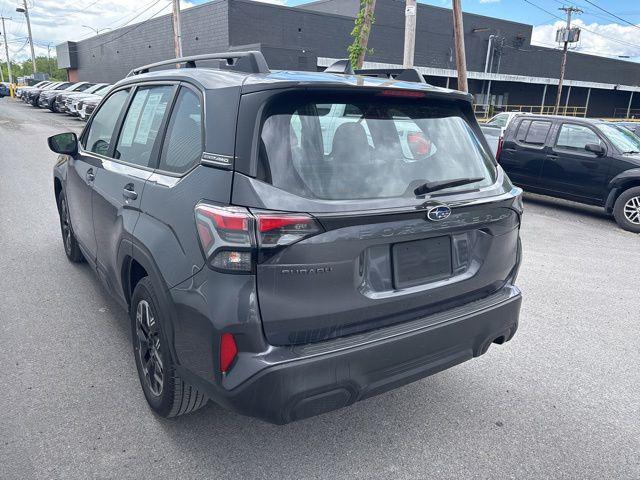 2025 Subaru Forester Base