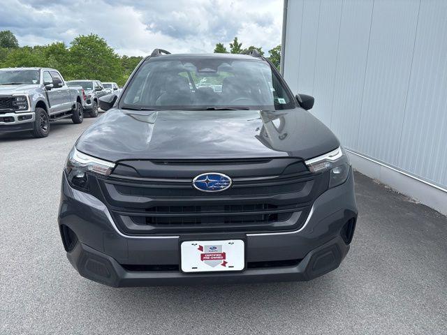 2025 Subaru Forester Base