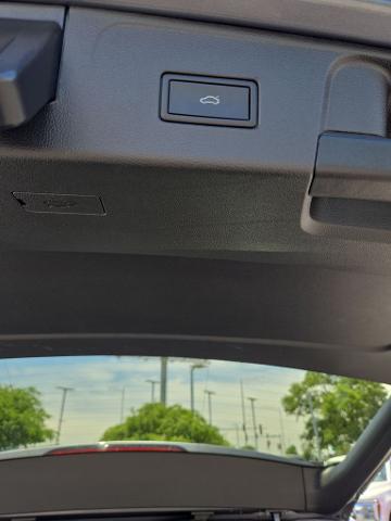 2022 Volkswagen Atlas 3.6L V6 SEL Premium R-Line