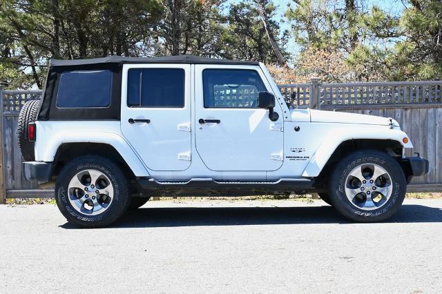 2016 Jeep Wrangler Unlimited Sahara