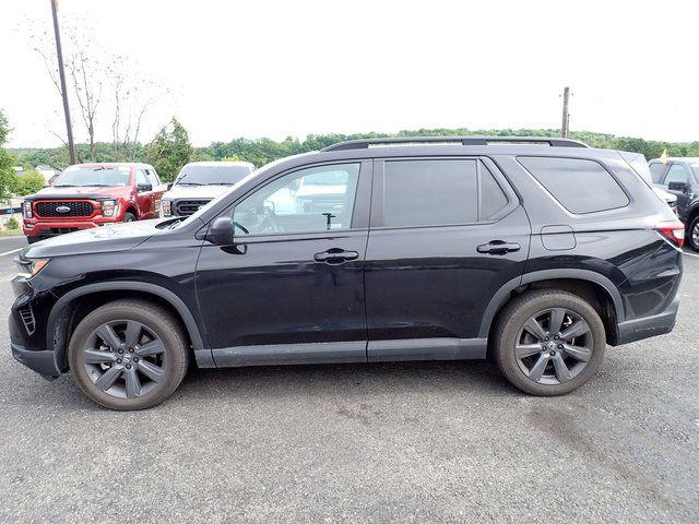 2023 Honda Pilot AWD Sport