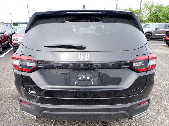 2023 Honda Pilot AWD Sport