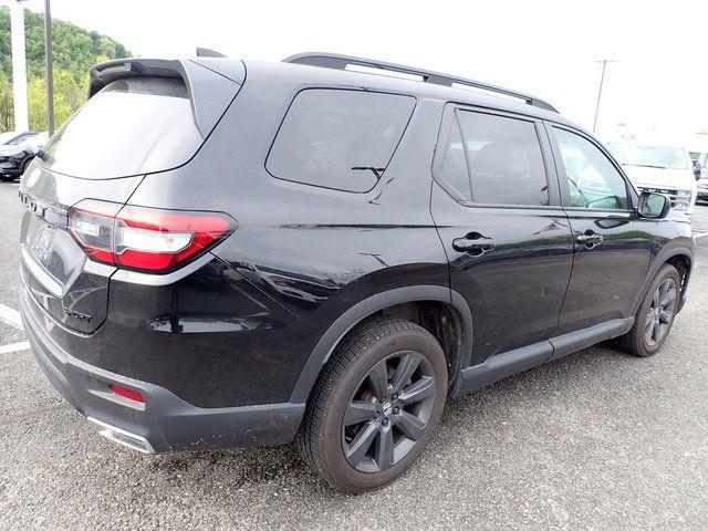 2023 Honda Pilot AWD Sport