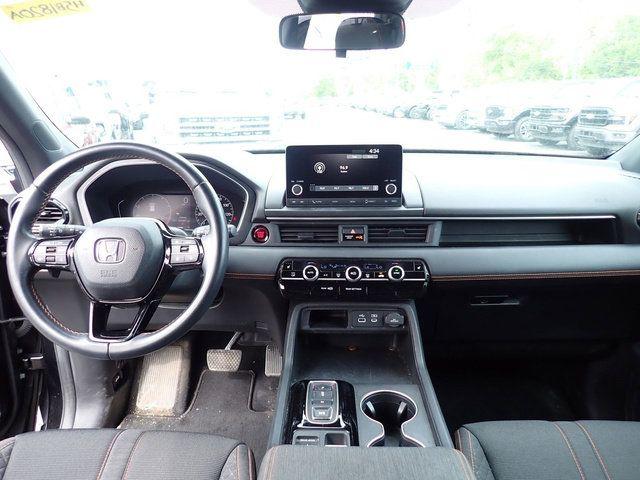 2023 Honda Pilot AWD Sport