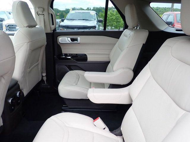 2022 Ford Explorer Platinum