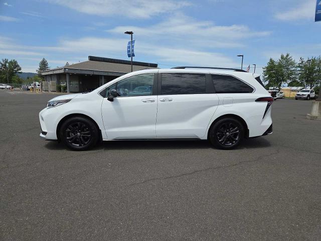 2024 Toyota Sienna XSE