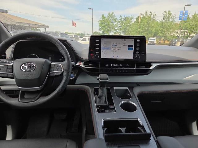 2024 Toyota Sienna XSE