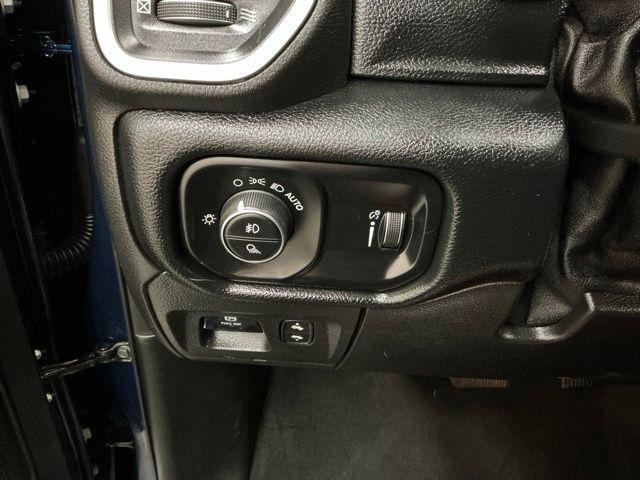 2021 Ram 1500 Big Horn Crew Cab 4x4 5'7" Box