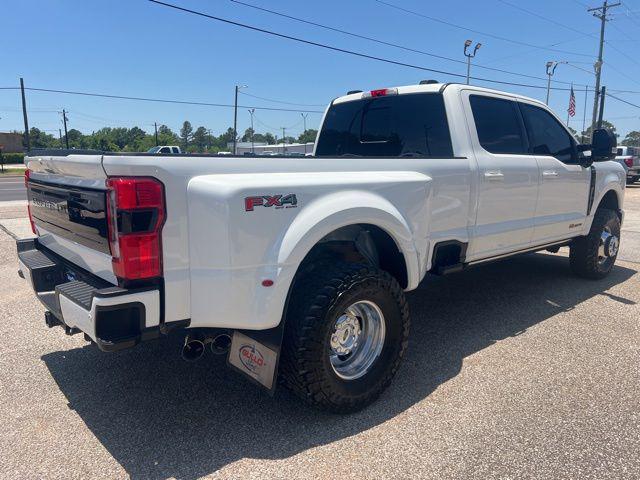 2025 Ford F-350 Platinum