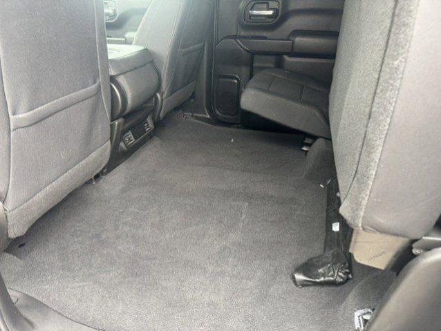 2022 Chevrolet Silverado 1500 4WD Crew Cab Short Bed Custom