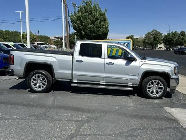 2017 GMC Sierra 1500 SLT