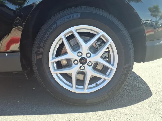 2023 Ford Edge SE