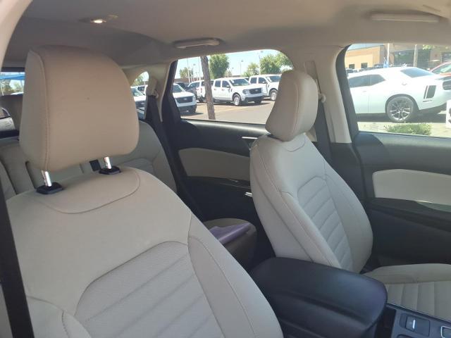 2023 Ford Edge SE