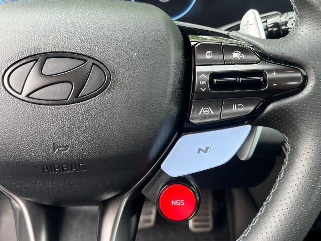 2024 Hyundai Elantra Base