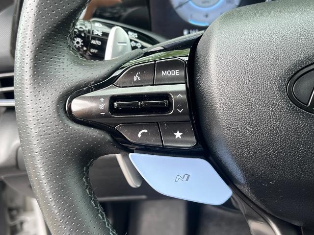 2024 Hyundai Elantra Base