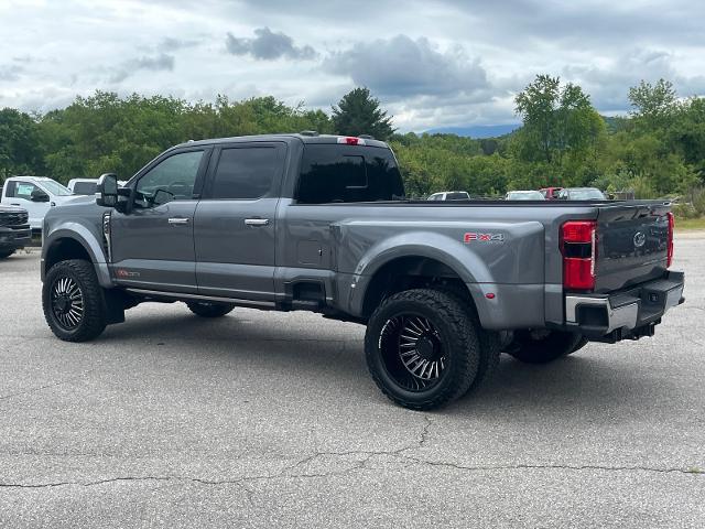 2025 Ford F-450 LARIAT