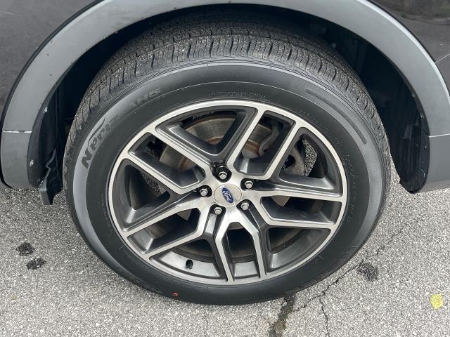 2019 Ford Explorer Sport