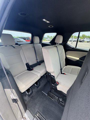 2023 Chevrolet Traverse AWD LS