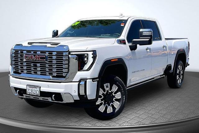 2024 GMC Sierra 2500HD 4WD Crew Cab Standard Bed Denali for sale in Yuba City, CA