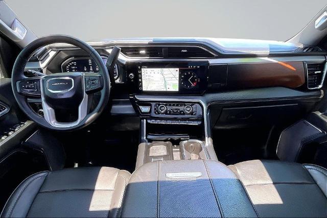 2024 GMC Sierra 2500HD 4WD Crew Cab Standard Bed Denali
