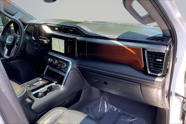 2024 GMC Sierra 2500HD 4WD Crew Cab Standard Bed Denali