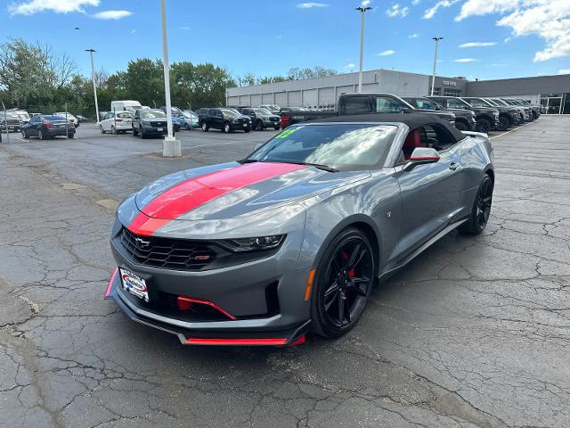 2022 Chevrolet Camaro RWD Convertible 2LT