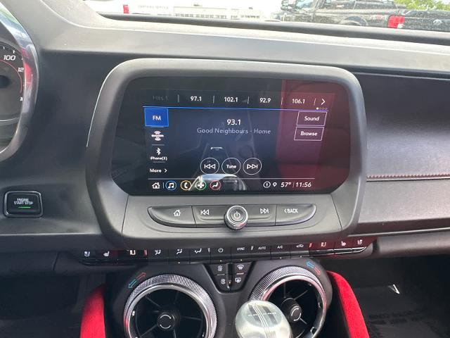 2022 Chevrolet Camaro RWD Convertible 2LT