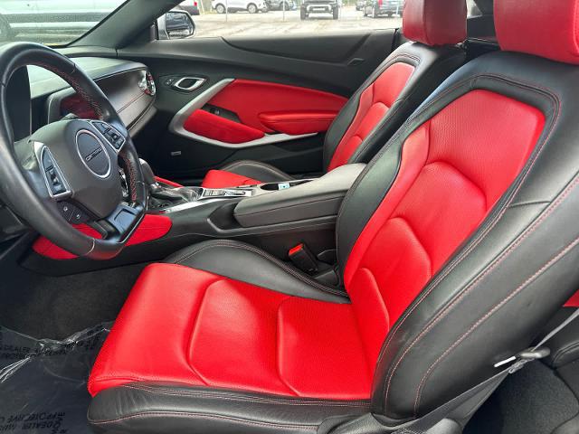 2022 Chevrolet Camaro RWD Convertible 2LT