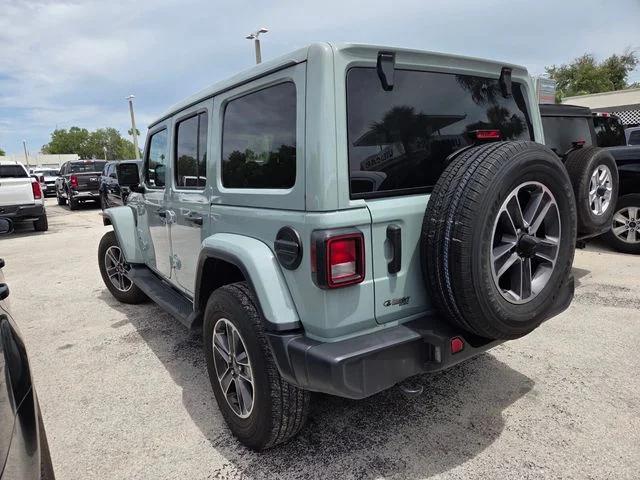 2023 Jeep Wrangler 4-Door Sahara 4x4