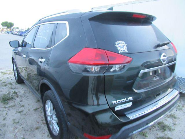 2020 Nissan Rogue SV FWD
