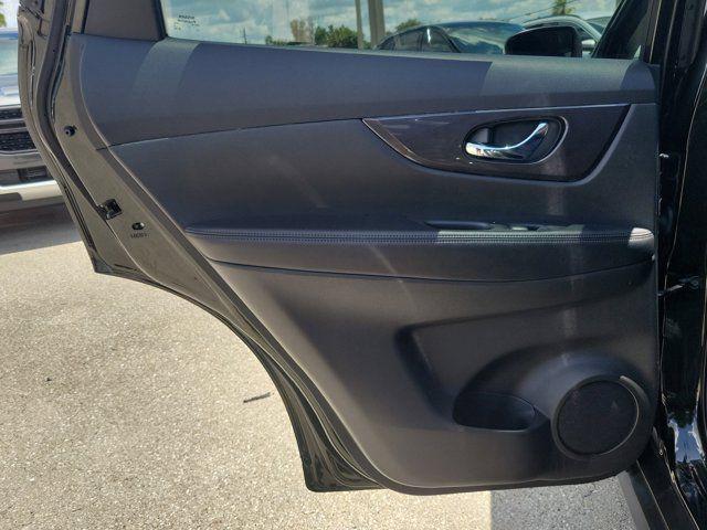 2020 Nissan Rogue SV FWD