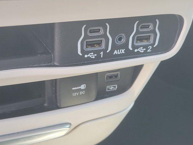 2022 Chrysler Pacifica Touring L AWD