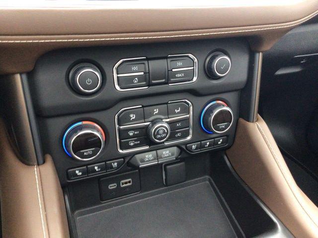 2023 Chevrolet Tahoe 4WD High Country