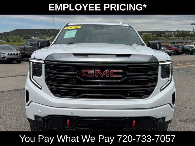 2024 GMC Sierra 1500 4WD Crew Cab Short Box AT4
