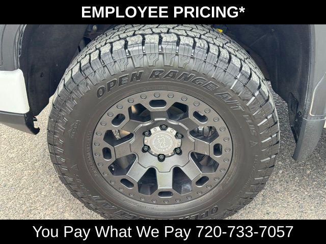 2024 GMC Sierra 1500 4WD Crew Cab Short Box AT4