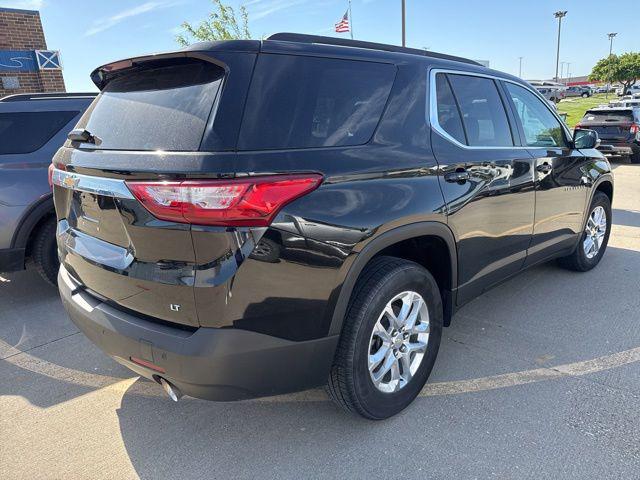 2021 Chevrolet Traverse FWD LT Leather