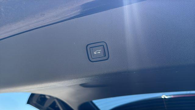 2021 Chevrolet Traverse FWD LT Leather