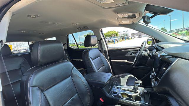 2021 Chevrolet Traverse FWD LT Leather