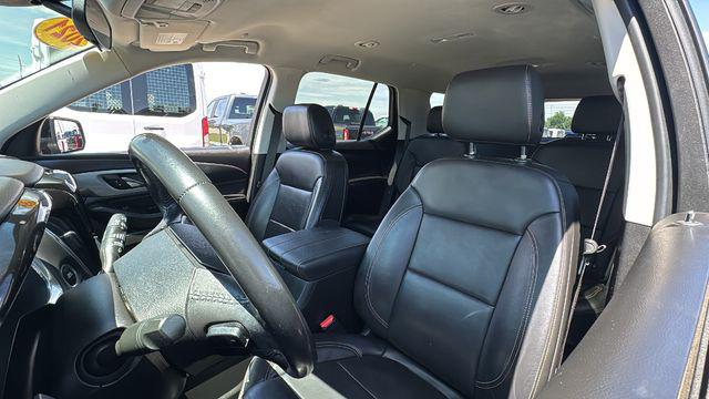2021 Chevrolet Traverse FWD LT Leather