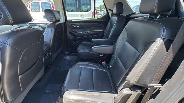 2021 Chevrolet Traverse FWD LT Leather