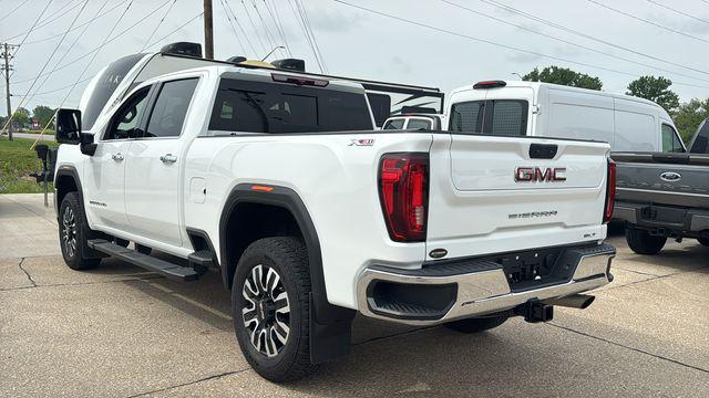 2022 GMC Sierra 2500HD 4WD Crew Cab Standard Bed SLT