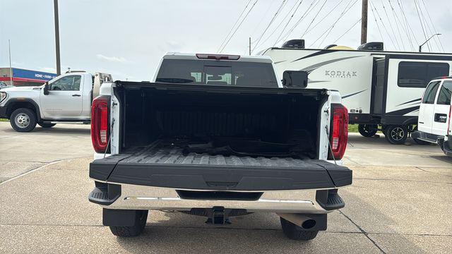 2022 GMC Sierra 2500HD 4WD Crew Cab Standard Bed SLT
