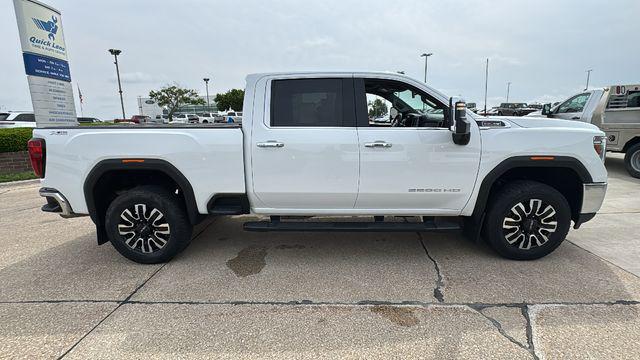 2022 GMC Sierra 2500HD 4WD Crew Cab Standard Bed SLT