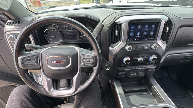 2022 GMC Sierra 2500HD 4WD Crew Cab Standard Bed SLT