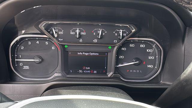 2022 GMC Sierra 2500HD 4WD Crew Cab Standard Bed SLT