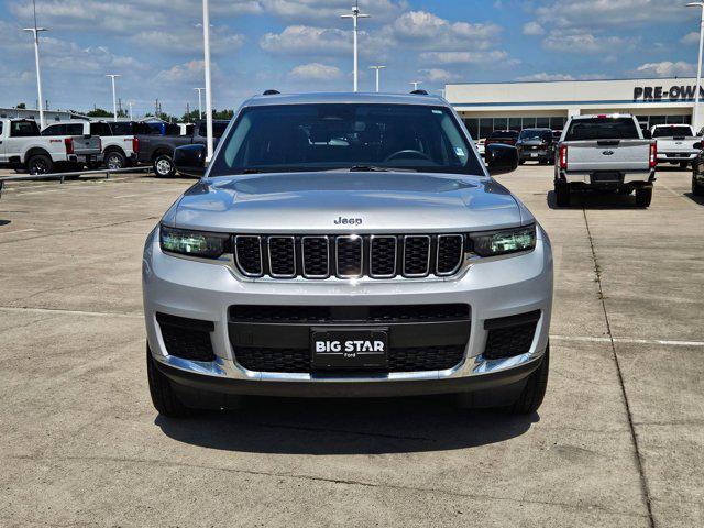 2022 Jeep Grand Cherokee L Laredo 4x4