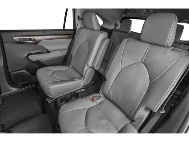 2024 Toyota Highlander Hybrid Platinum