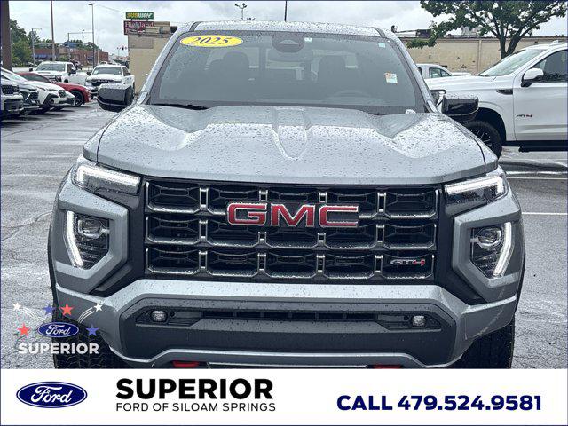 2025 GMC Canyon 4WD AT4
