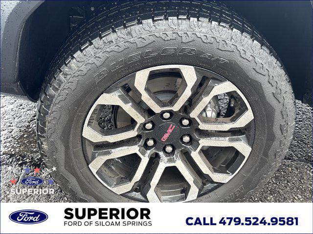2025 GMC Canyon 4WD AT4